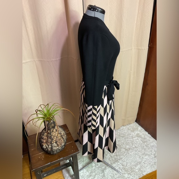 Eliza J Black Fit & Flare Sweater Dress - Picture 7 of 13